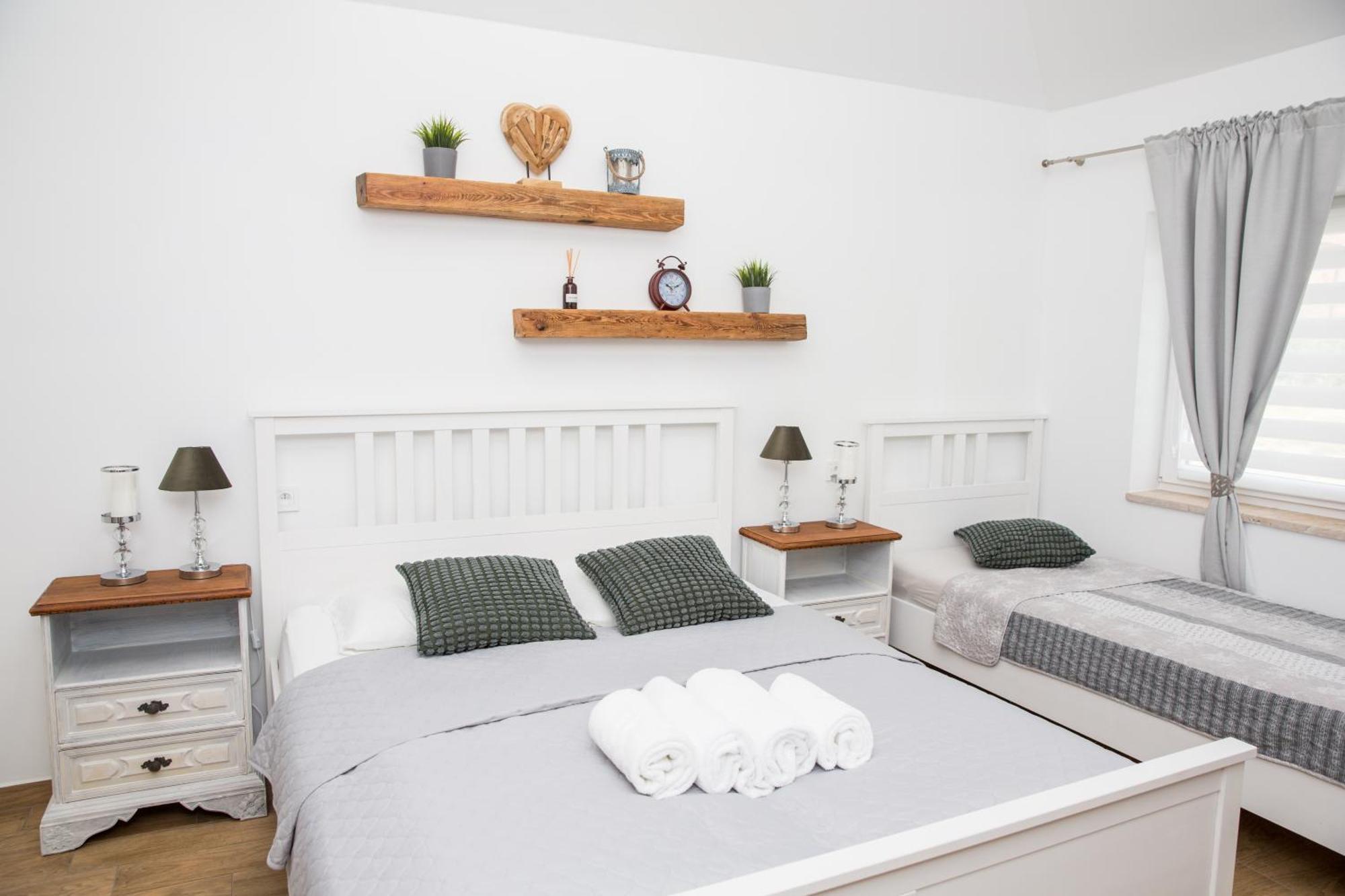 Apartmány Ellie Znojmo Exterior foto
